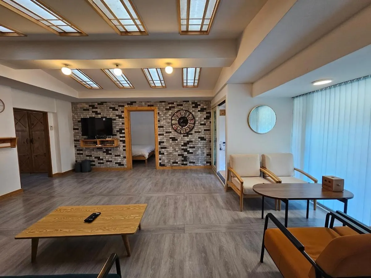 Holiday home Today Jeju Yongdam