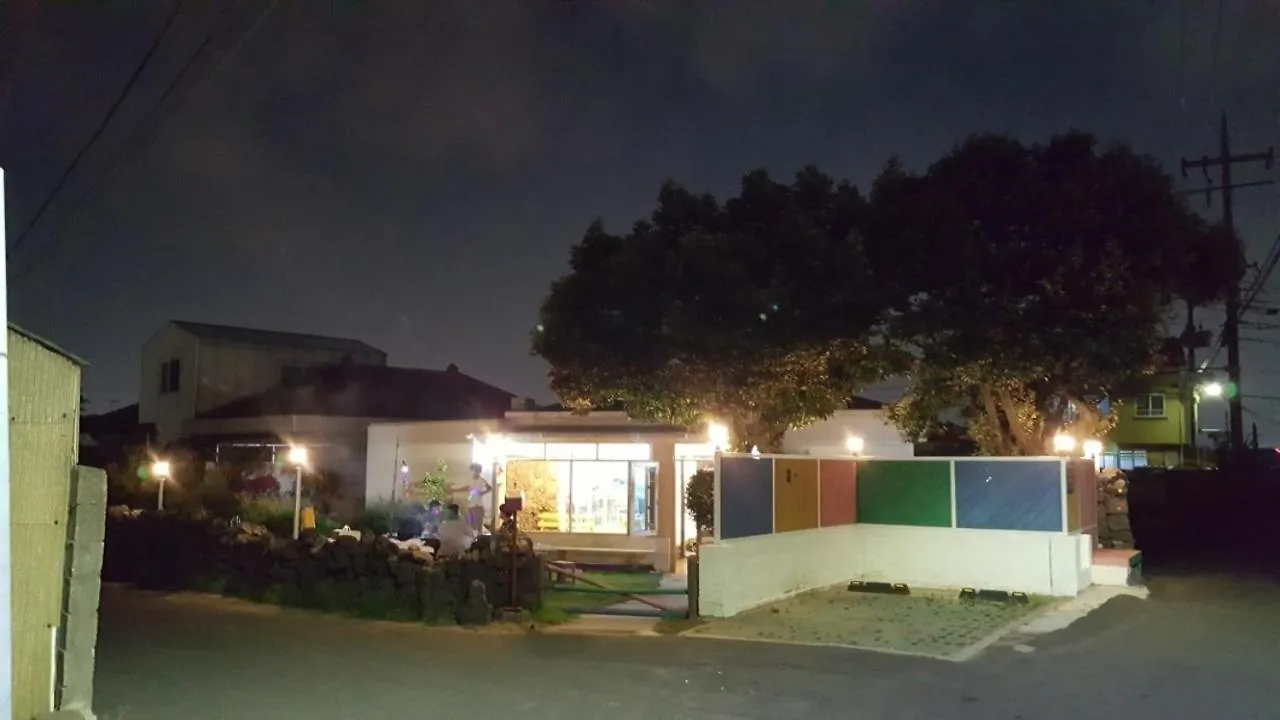 Holiday home Today Jeju Yongdam